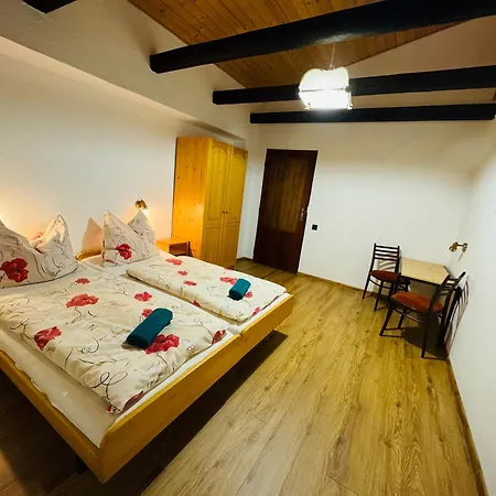 Pensjonat Familia Antol 2*