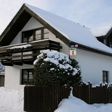 Familia Antol Pensjonat Liptowski Mikułasz